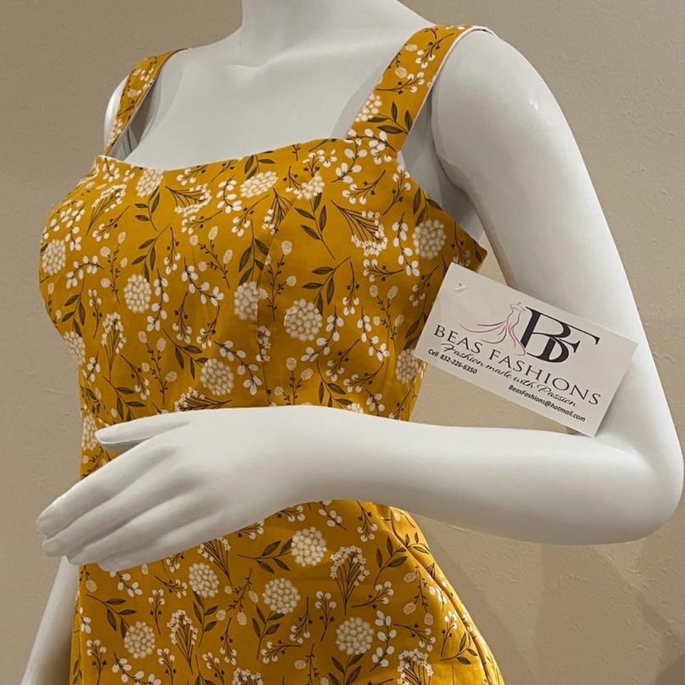 Sleeveless dress